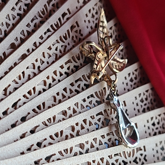 Unique Brooch For Sale Baby Blue stones - Picture 13 of 13